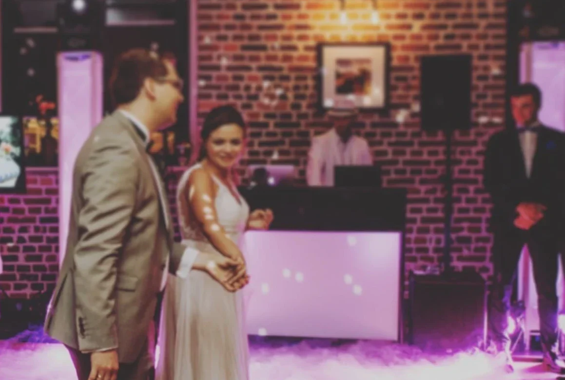 Hochzeitstanz mit Bodennebel Chauvet Lighting Cumulus
